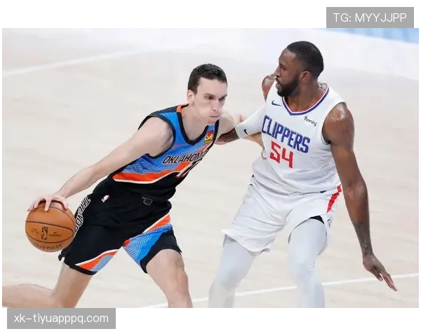 巴尼亚尼内线单打效率提升推动球队篮板控制明显改观