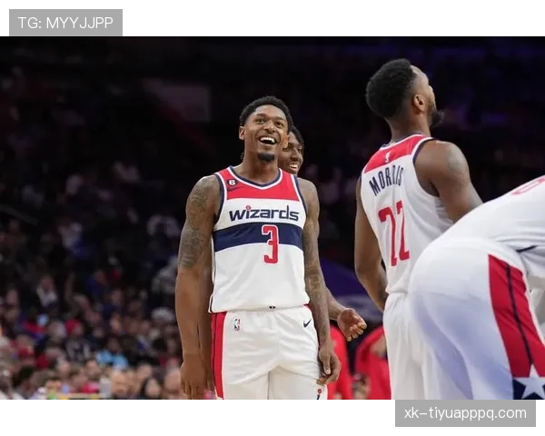 布拉德利·比尔背身单打效率提升显著拉开与哈登表现差距