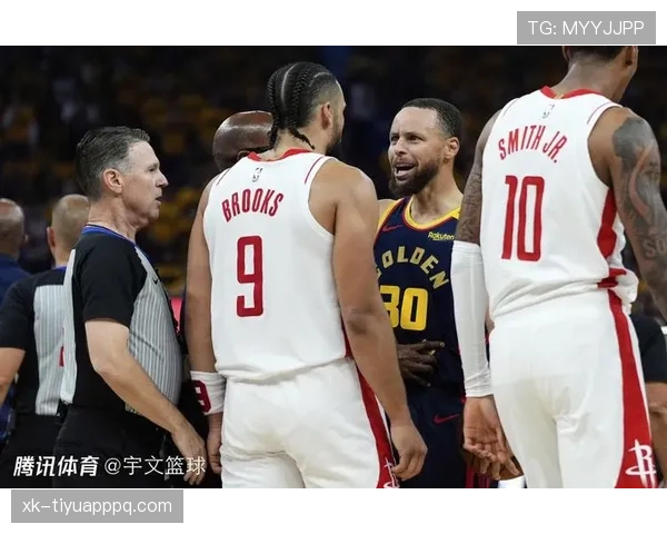 格林挡拆为库里制造投篮机会 助攻占比胜上季